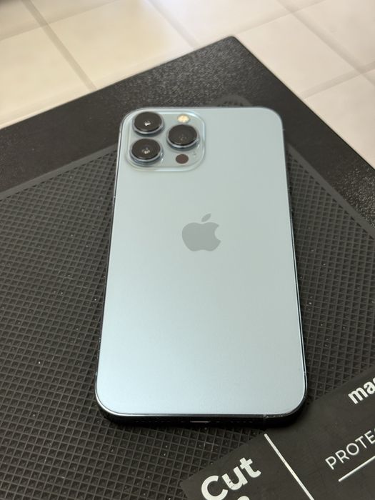Apple iPhone 13 Pro Max,Sierra Blue,256GB *84% Battery*