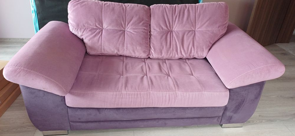 Диван двойка малко използван