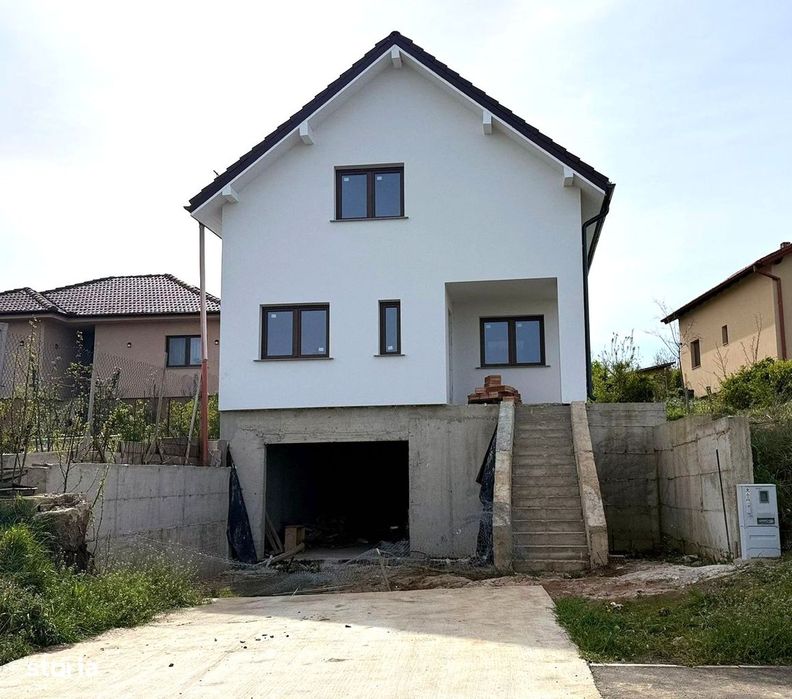Casa individuala Jucu de Sus, garaj+2parcari, 3 dormitoare, 3 bai, gra