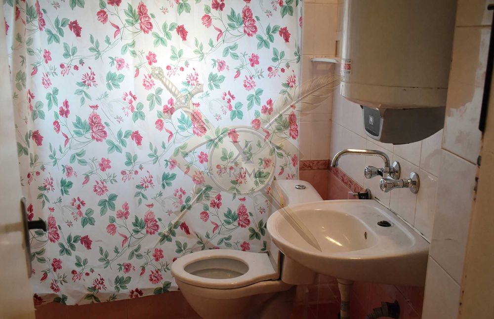 Дава се под наем Двустаен апартамент в Варна, Център - 65 кв.м за 255.65 € - Снимка #3