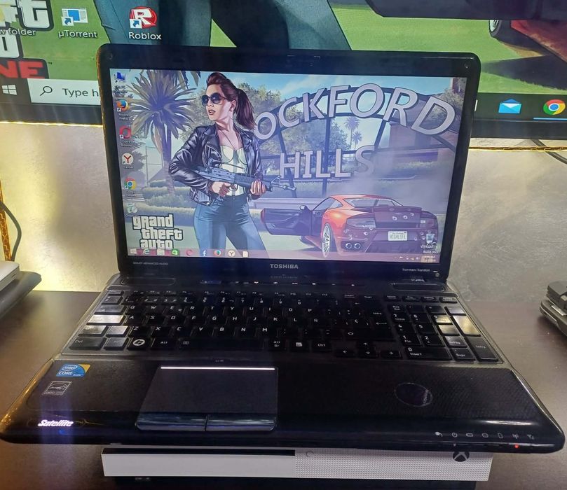 Laptop i7 500 gb 8ngb ram