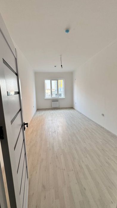 Сергили метрони 1 бекат енида 2хона 61кв 39000&