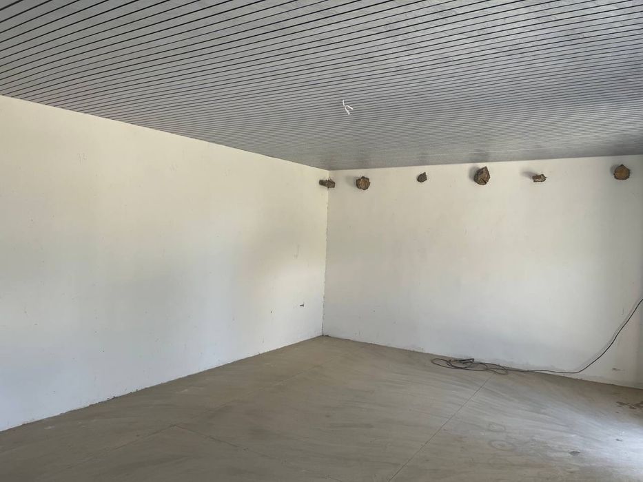 Eski shaharda 4 xonali hovli sotiladi