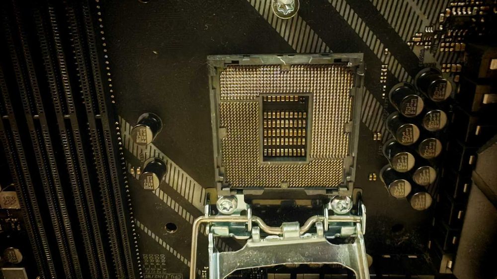 ASRock B460M Steel Legend + Intel Core I5-10600K 6 cores (4.80Ghz)