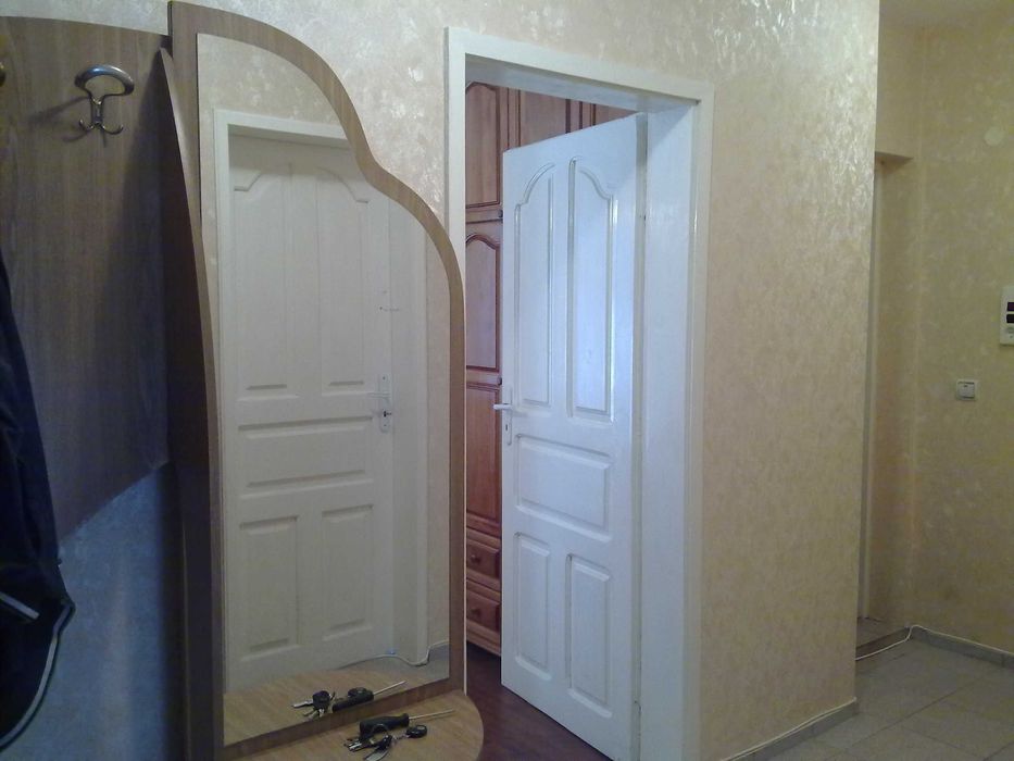 Дава се под наем Двустаен апартамент в Велико Търново, Център - 56 кв.м за 285.6 € - Снимка #6