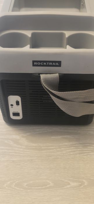 Автомобильный холодильник Rocktrail