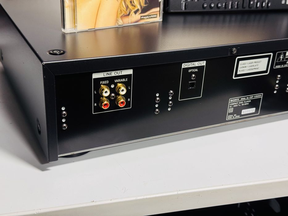 CD-player de fidelitate gama ES-SONY CDP-X303ES,telecomandă,optical