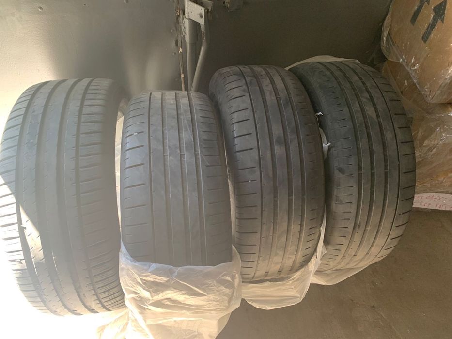 Продам 3 резины pirelli 265/45/R21