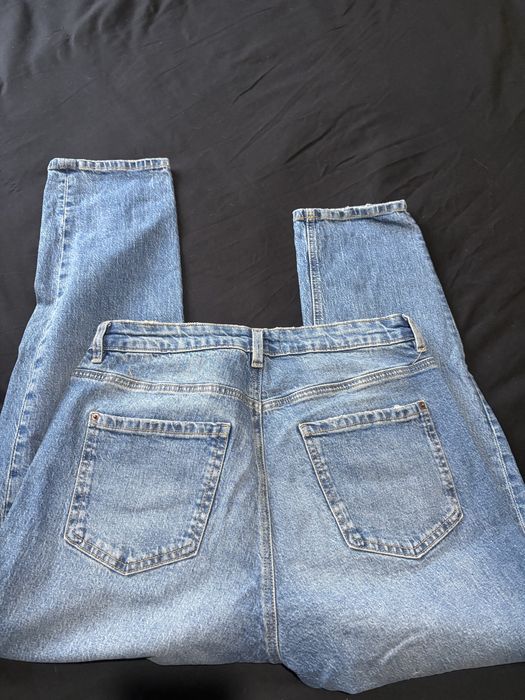 Чисто нови дънки на “RESERVED”, 40 номер