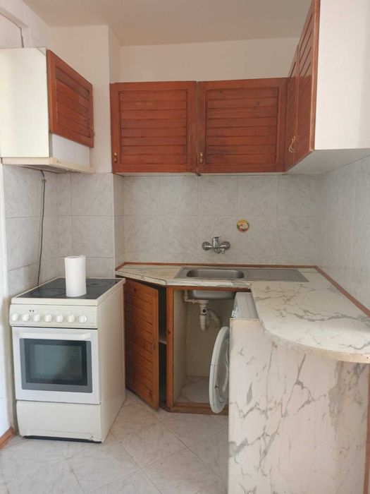 Дава се под наем Едностаен апартамент в Шумен, Пазара - 40 кв.м за 248.88 € - Снимка #6