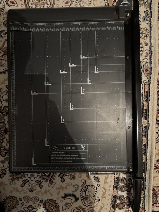 Оборудование для типографии фотоаппарат, принтер, плоттер и т.д.