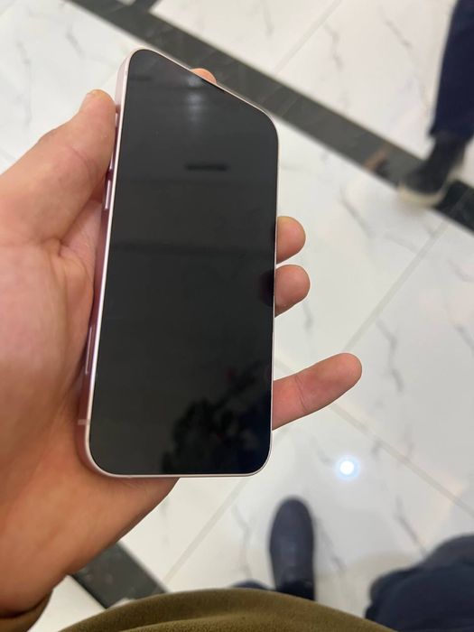 Iphone 13 ……………..