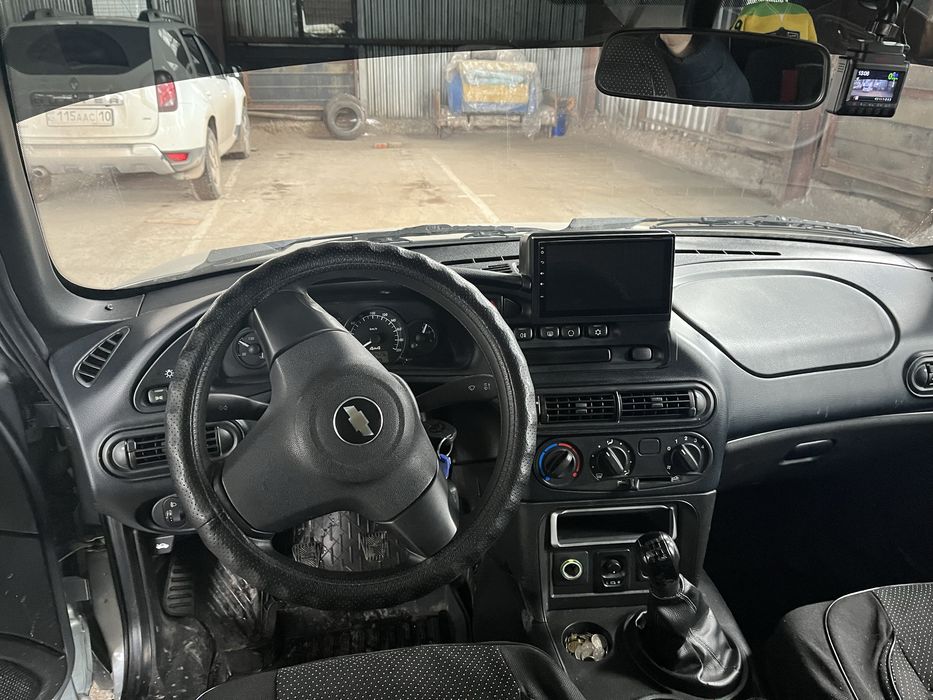 Продам ниву шевроле