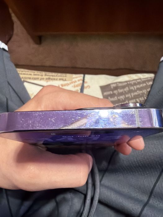 Iphone 14 pro deep purple