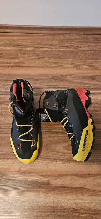Bocanci drumetie barbati La Sportiva Aequilibrium LT GTX