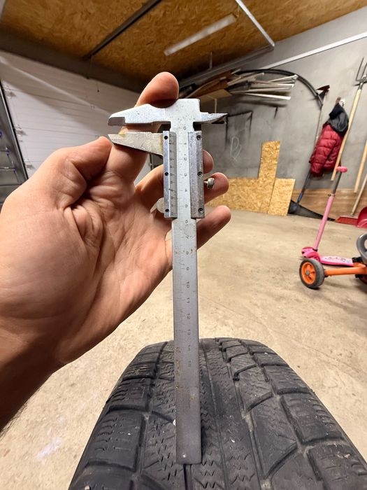 Зимние шины Triangle SnowLink 215/55 R17