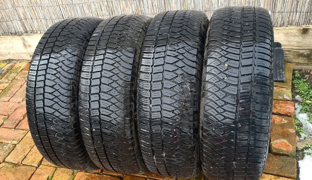 Jante aluminiu Jeep 5x114,3  215 60 17 m+s