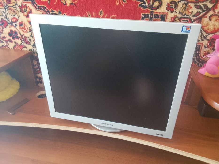 Монитор Samsung.