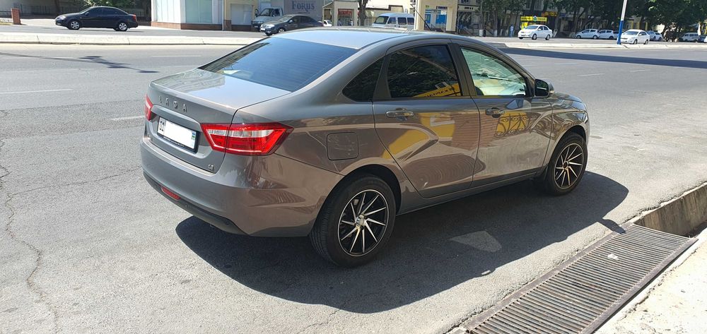 Продаю свою LADA VESTA FANTOM в идеальном состоянии.