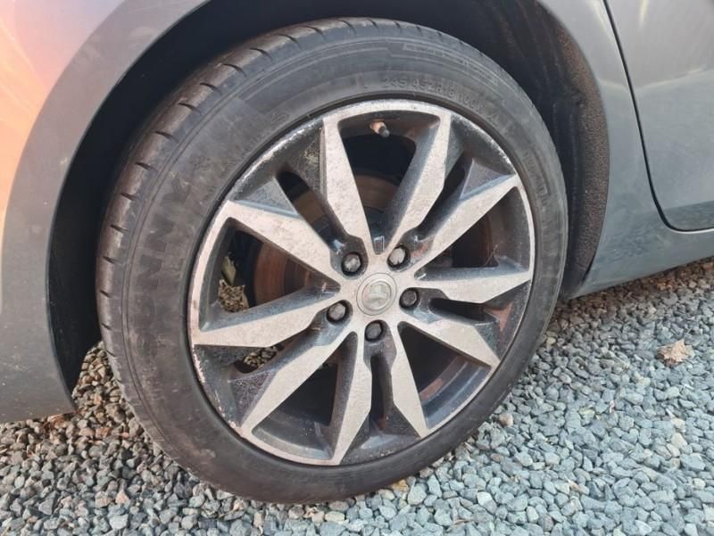 Jante aliaj aluminiu 5x115 R18 8,5J * 18 High Gloss Black Opel Insigni