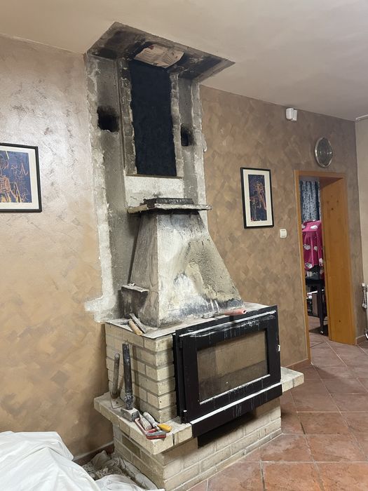 Камина за вграждане с въздушна риза Елин Пелинска