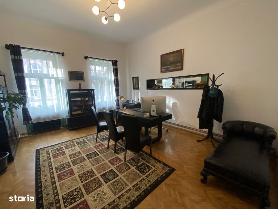 Sediu profesional ultracentral + mansardă | parcare | 218 mp
