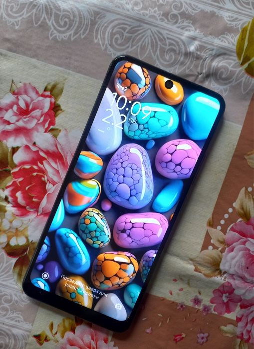 Продается телефон