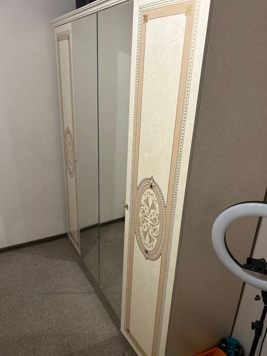 Спальная гарнитура