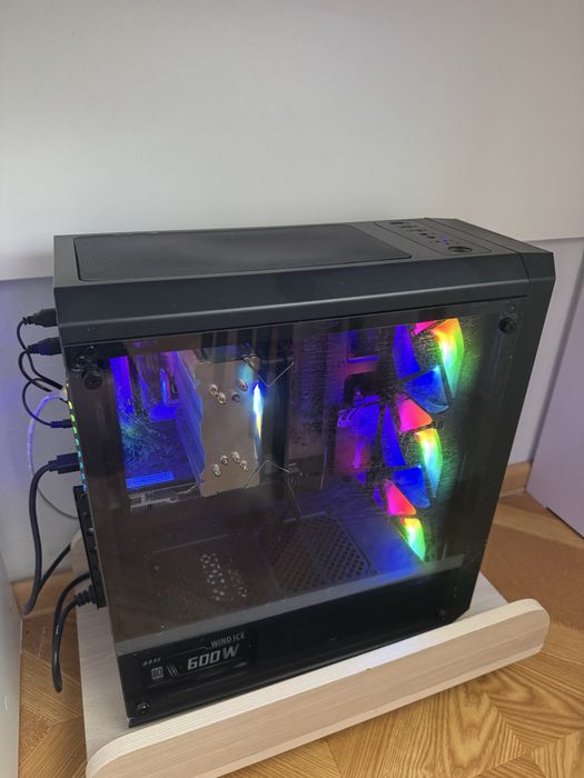 Блок компьютера