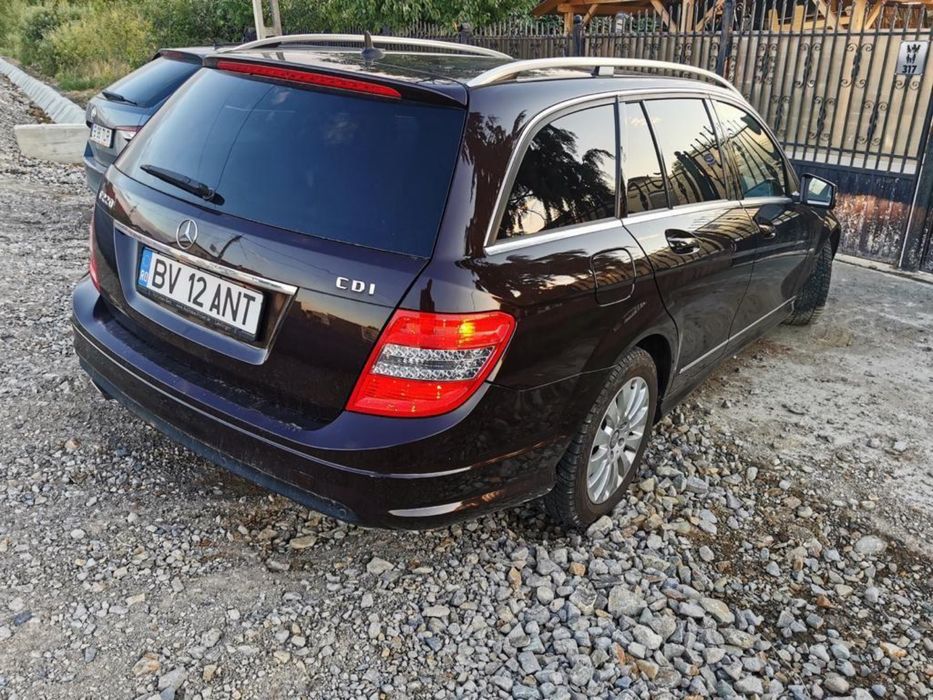 Vând / Schimb  cu 4x4 automat. Mercedes C220