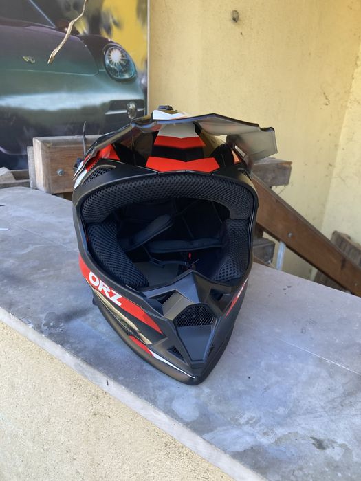 Нова кросова каска М / каска за мотор M