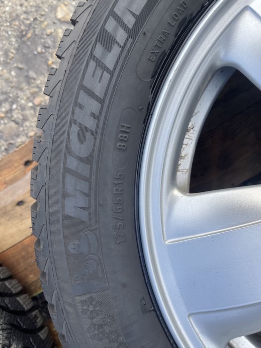 Set de 4 jante pentru Mini Cooper R 15 cu anvelope de iarna Michelin