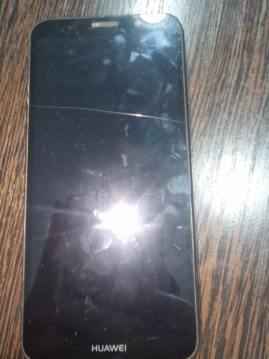 Huawei Y5 Lite (черный)рабочий