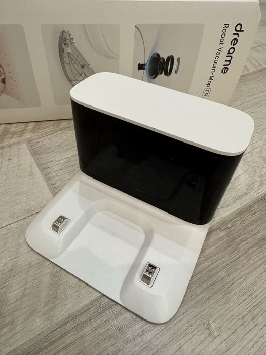 Продаю робот-пылесос Xiaomi