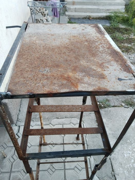 Козел жилзныи продам