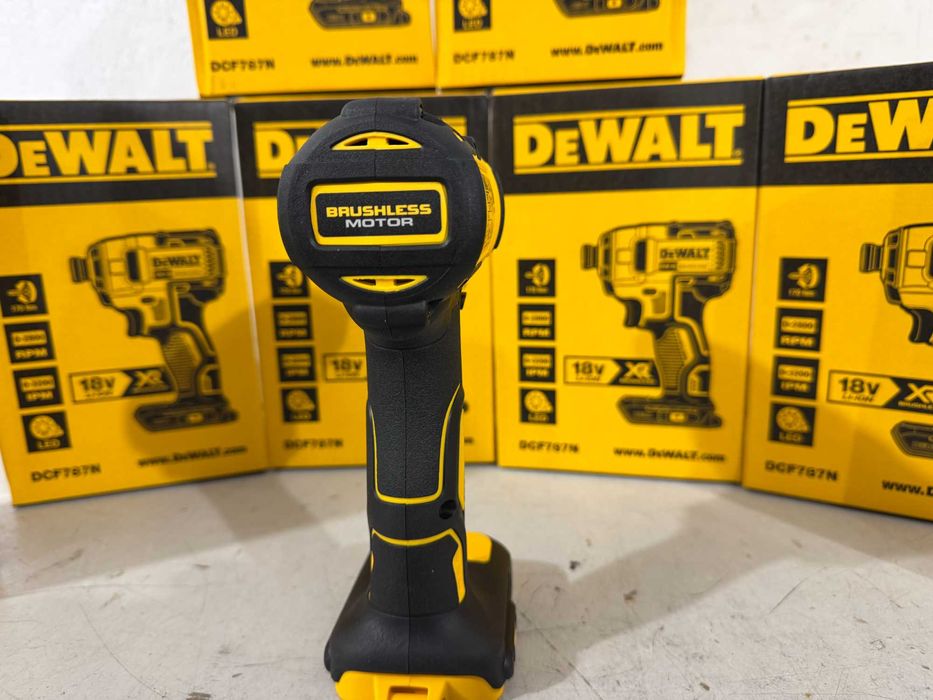Импактор 18 V Li ion /170 Nm/ DeWALT DCF787/Brushless