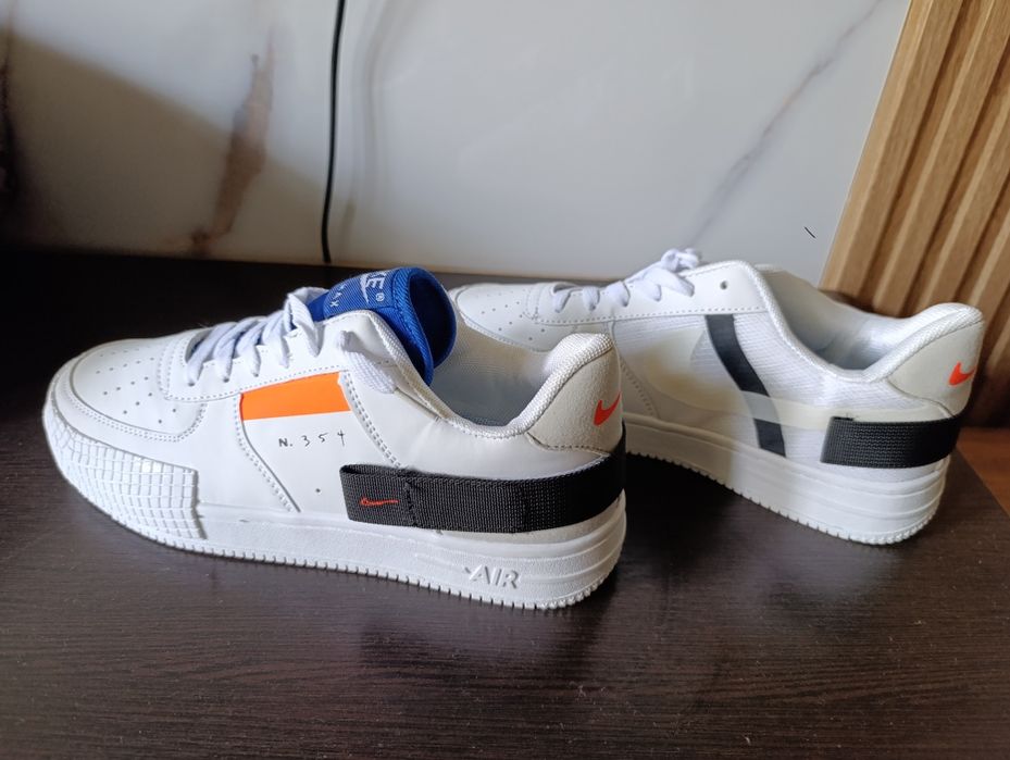 Продам кроссовки NIKE вьетнам новые,размер 43.