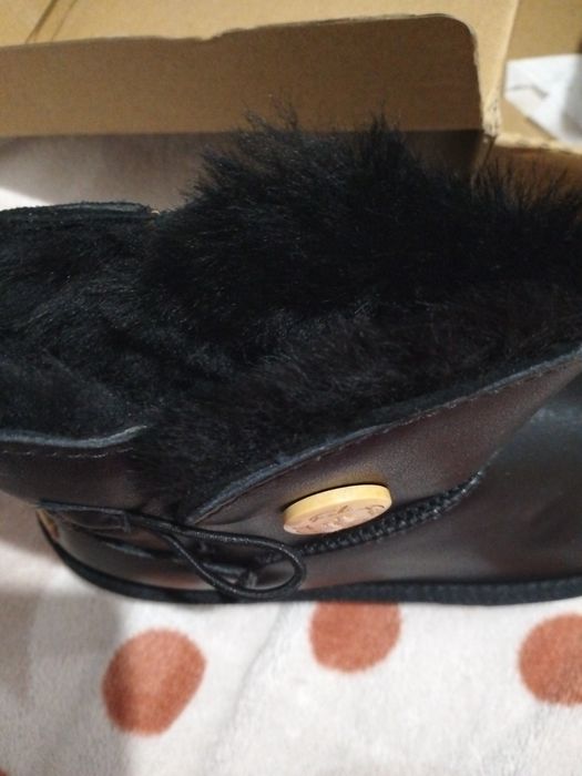 Продам угги женские