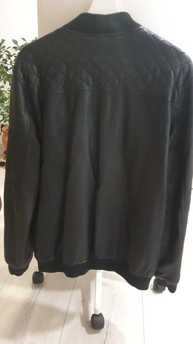 Geaca de piele negru, marimea L
