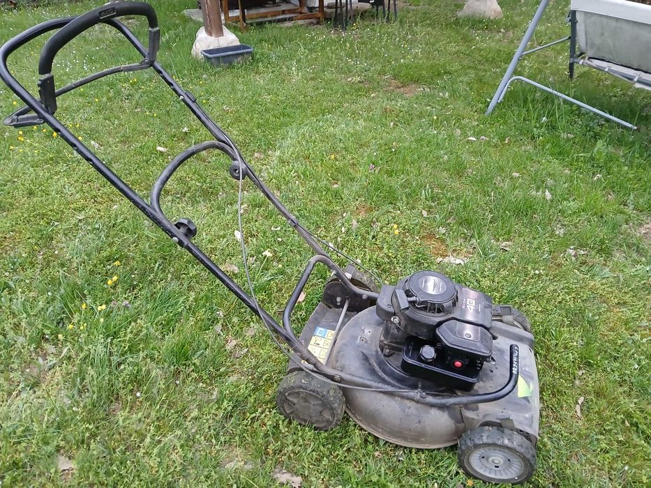 Самоходна косачка Брикс