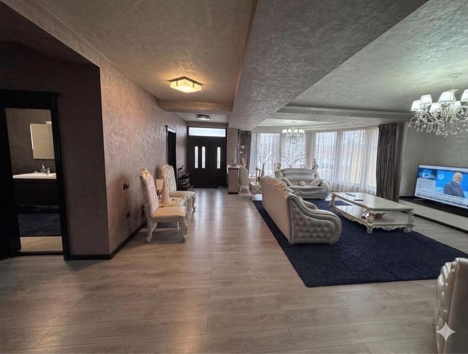 Vilă D+P+E | 300 mp | 4 dormitoare | 6 ari teren | str. Compozitorilor, Bistrița
