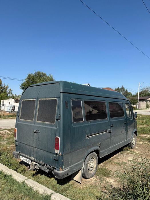 Мерседес спринтер Бусик