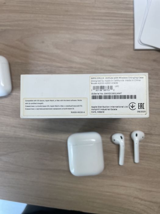 Наушники AirPods 1 и 2