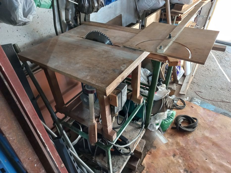 Настолен Циркуляр