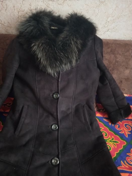 Продам куртку зимню и дубленку