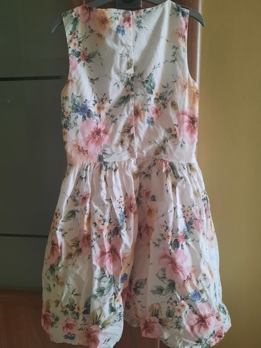 Oфициални рокли Petit fleur/ Next 8-9г.