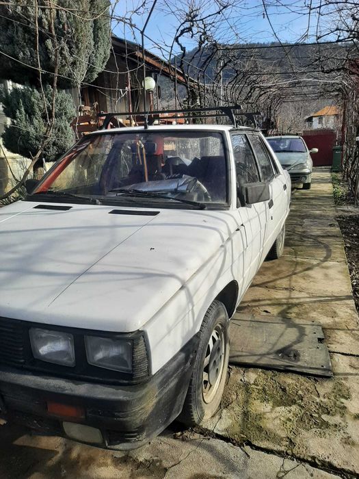 Vând 2 mașini Renault – stare foarte bună, preț avantajos
