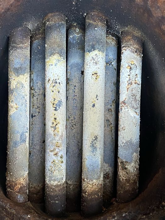 Katyol sotiladi  3-yil ishlatgan ekonamichiskiy hich qanaqa aybi yoq