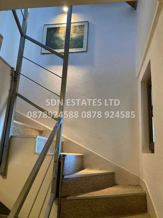 Продава се Къща в Казанлък - 200 кв.м за 725 €/кв.м - Снимка #14