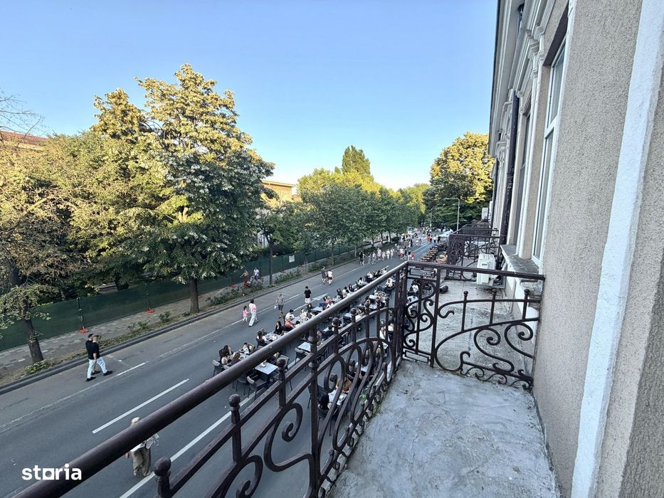 Apartament Ultracentral de Vanzare – 6 Camere – 235 mp